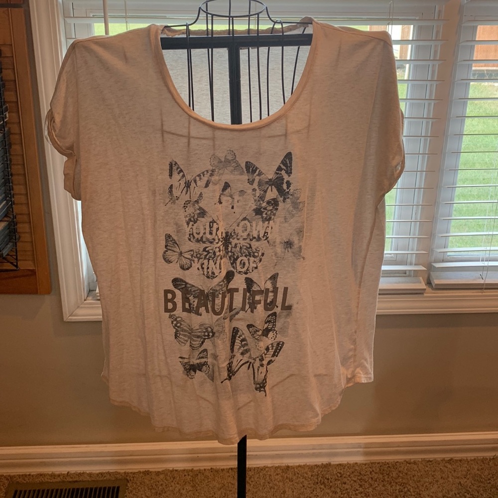 Oatmeal color shirt with the saying” Your own kind of Beautiful “